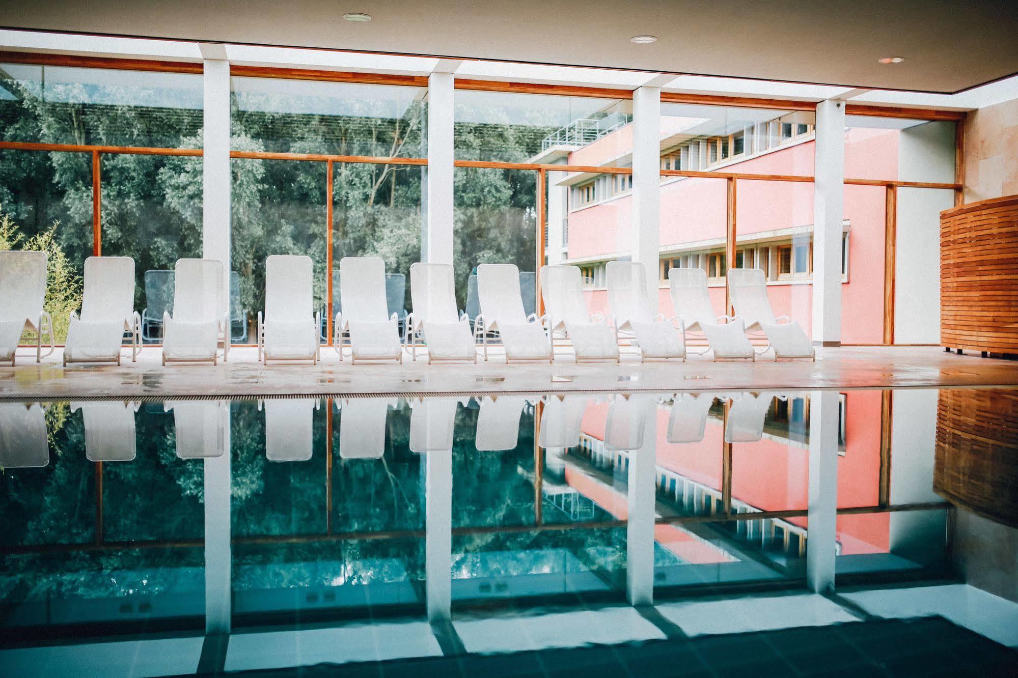 Ostseehotel דירהאגן מראה חיצוני תמונה